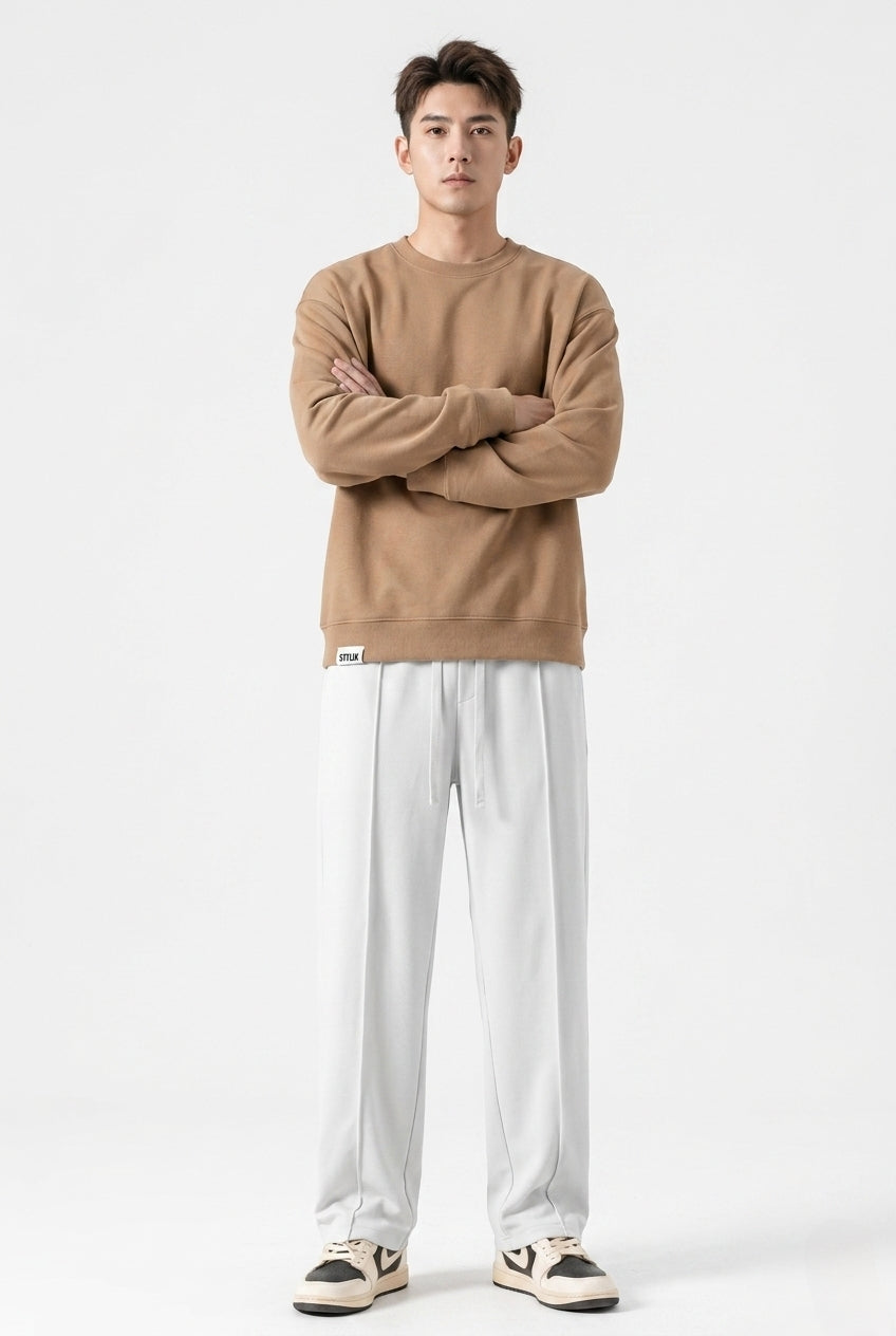 White Men's Wide-Leg Sports Trousers | Relaxed-Fit Performance Pants | Contemporary Athletic Track Pants | Versatile Activewear Bottoms | Streamlined Fitness Trousers